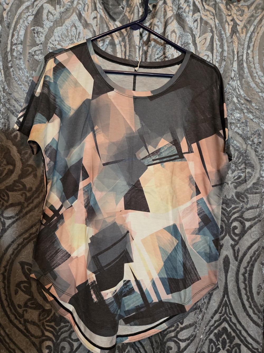 Abstract Geometric Short Sleeve Top in Pink and Blue